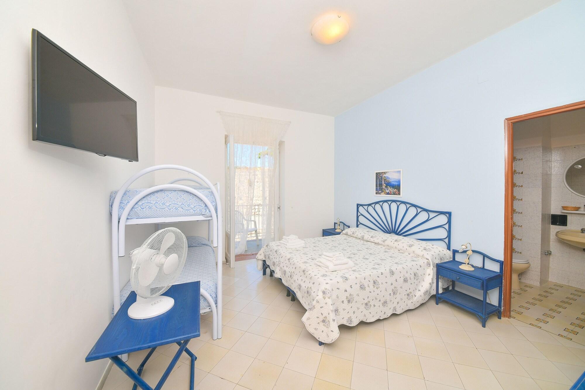 Maremonti Hotel 3*